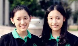贺妈爆料双胞胎视频大全,萌动瞬间，温馨满满